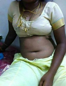 விரல் போட்டு தடவுதல்