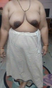 ஆன்டி பால் முலைகள்