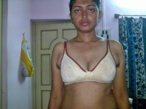 இறுக்கம் ஆன முலைகள்