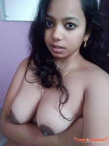 கவர்ச்சி ஆன முலைகள்
