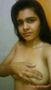 ஈரம் ஆன முலை