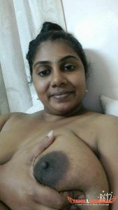 காம காய்யை பிசைதல்