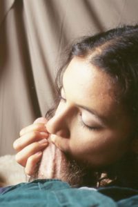 சுண்ணியை சுவைக்கிறாள்