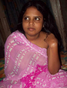 தேவிடியா முண்டை