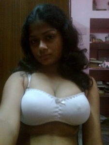 பழுத்த பெரிய முலை