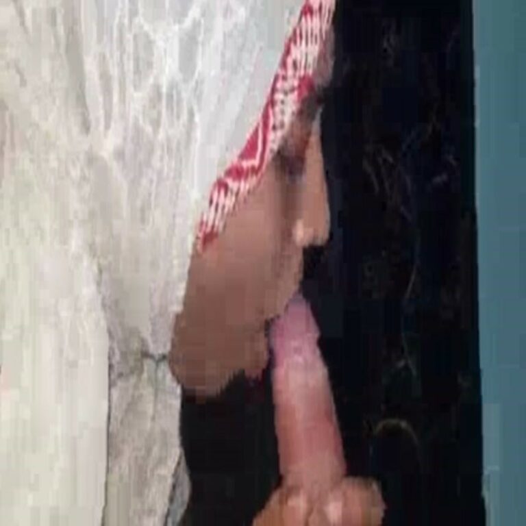 முஸ்லிம் மங்கையின் பூல் ஊம்பல்