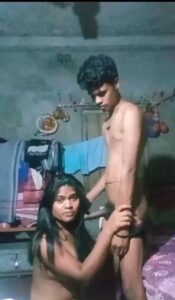 தமிழ் வில்லேஜ் பெண் ஊம்பல்
