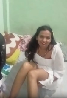 தோழி முடி நிறைந்த புண்டை அந்தரங்க ஆபாசம்