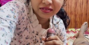தமிழ் மனைவி சுன்னி ஆட்டுகிறாள்