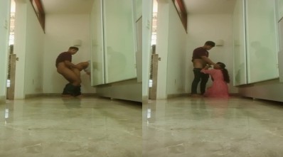 காலேஜ் லவ்வர்ஸ் வராண்டாவில் நின்று சித்துவிளையாட்டு