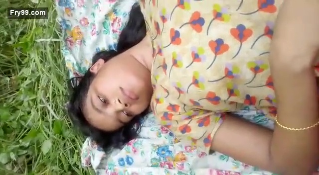 காட்டுக்குள் எருமைமாடு மேய்த்த பெண்ணை ஓத்தேன்