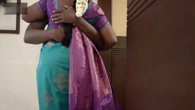 குடும்பத்து குத்துவிளக்கு அன்னி கூதியை ஓத்துட்டேன்