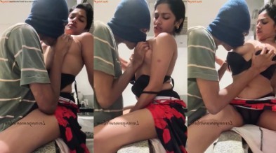 லாவண்யா திருட்டு பையனை வரவைத்து பால் குடிக்கவைக்கிறாள்