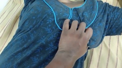 நெய்வேலி அன்னி நைட்டி தூக்கிட்டு பூலை சொருகினேன்