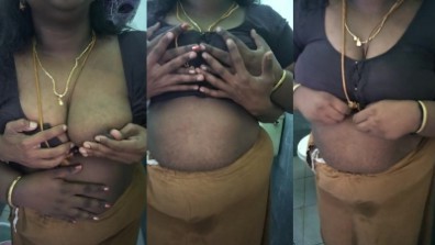 குளியறையில் அம்மா முலைகளை பிசையும் தேவிடியா மகன்