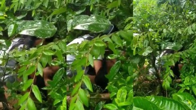 மழை பெய்யும்போது காதலன் பூலில் குதிரை ஓட்டினேன்