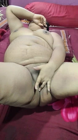 கவர்ச்சி ஆண்டி புண்டை விரல் சுகம்