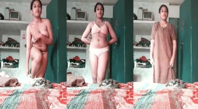 ரேஷ்மி அக்கா ஆடைகளை அவுத்து சுயமாக இன்பம் அடைகிறாள்